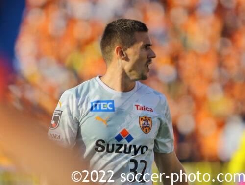 ベンジャミン コロリ | 【⚽Jリーグ選手写真・壁紙はサカフォト】