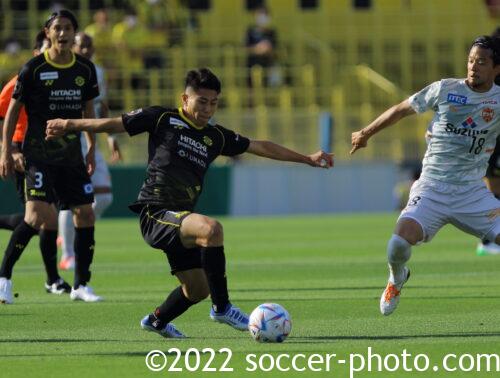 細谷 真大 | 【⚽Jリーグ選手写真・壁紙はサカフォト】
